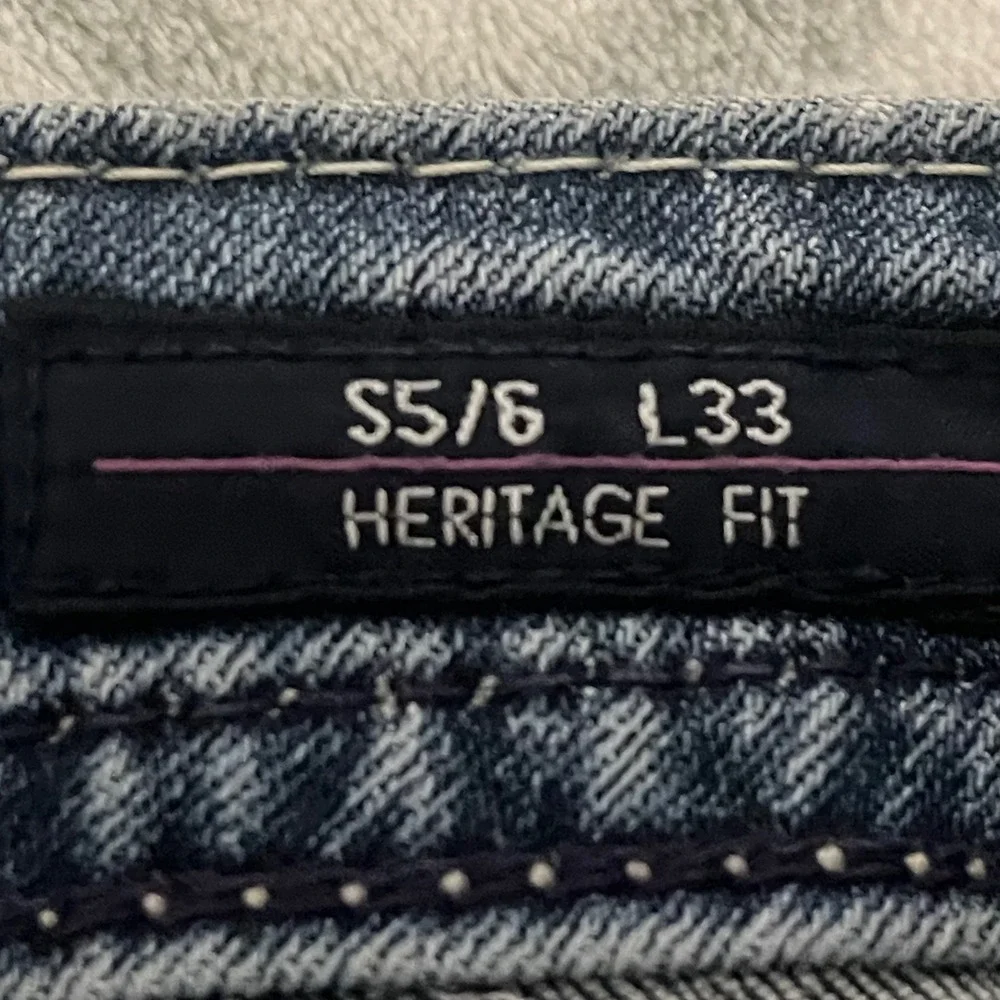 Vigoss Heritage Fit Denim Jeans New York Boot Cut Rhinestone Embellished‎